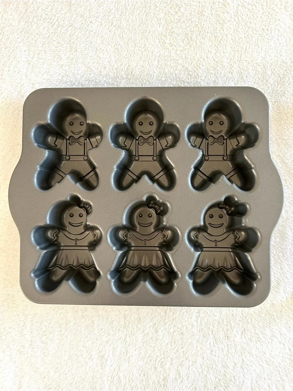 Nordic Ware new never